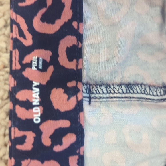 Old Navy pixie ankle cheetah print pant - Picture 3 of 5